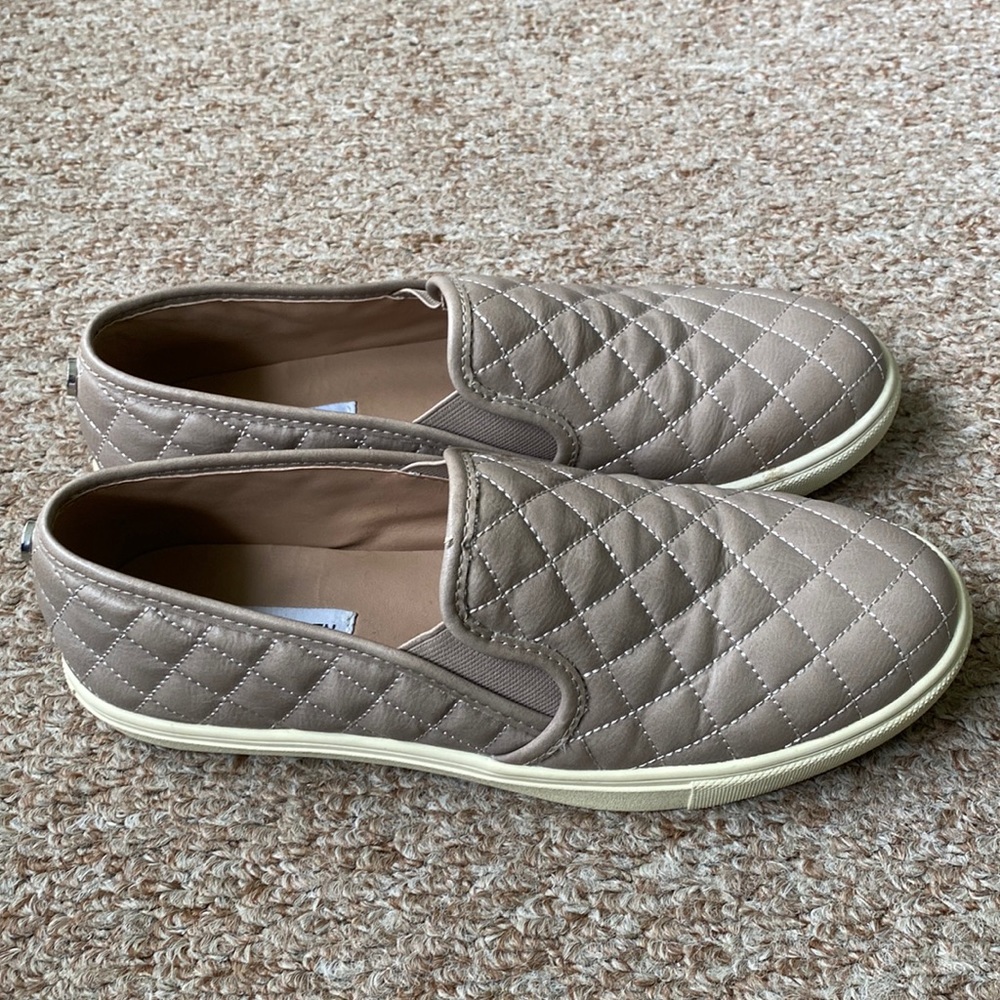 BLACK FRIDAY SALE: Steve Madden Sneakers